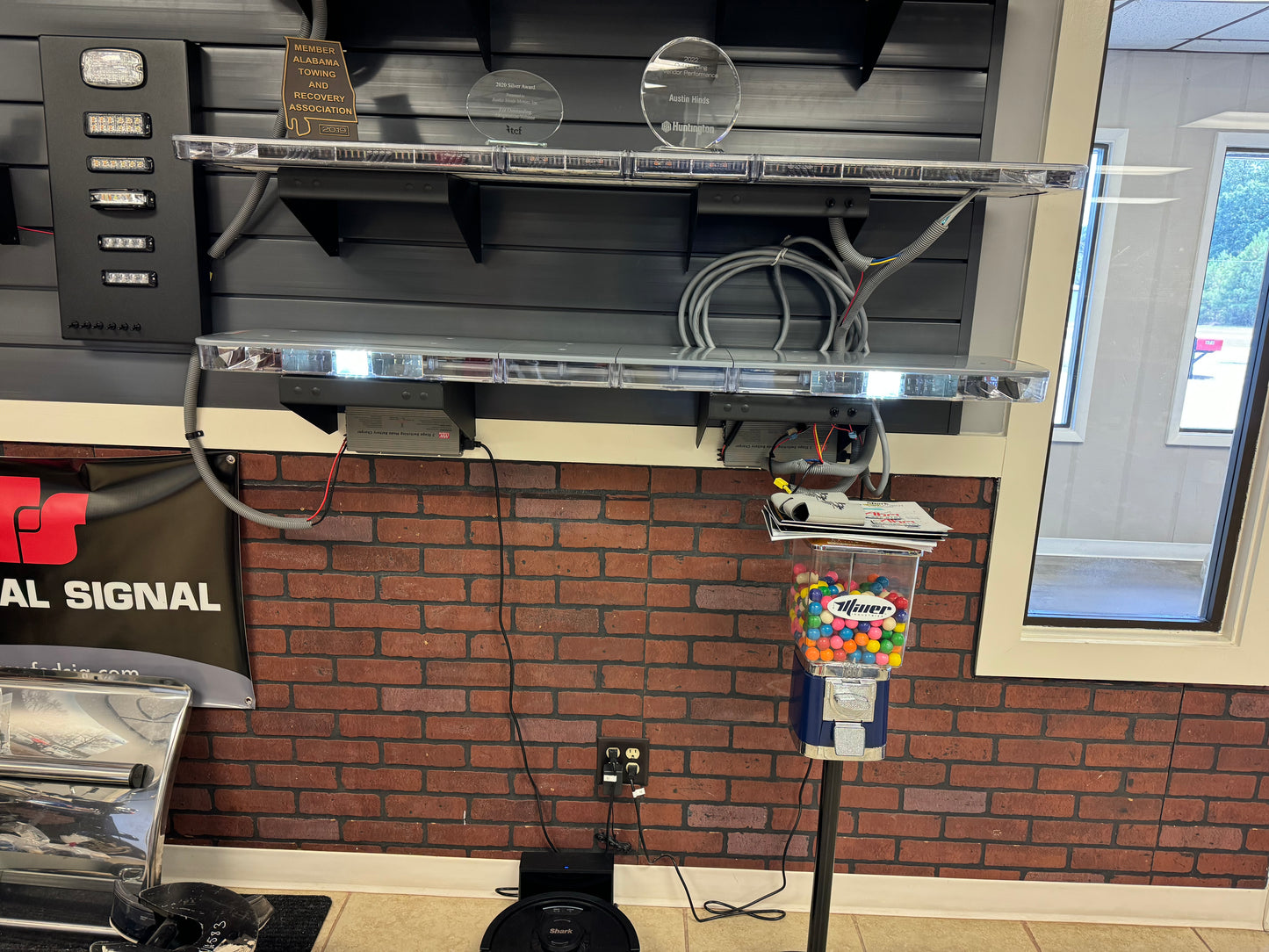 Federal Signal 61" Legend Lightbar